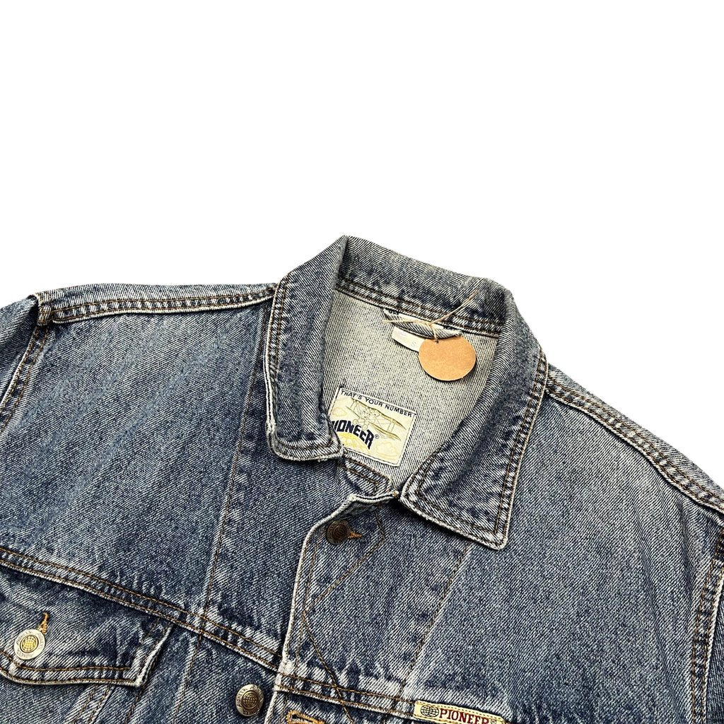 Vintage 90's Embroidery Pioneer Denim Jacket (L)